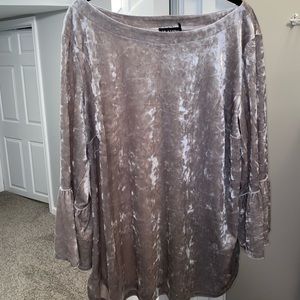 Gray crushed velvet top
